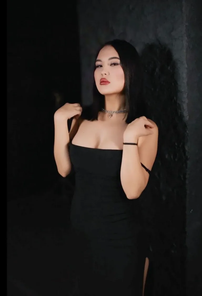 Stefania main photo