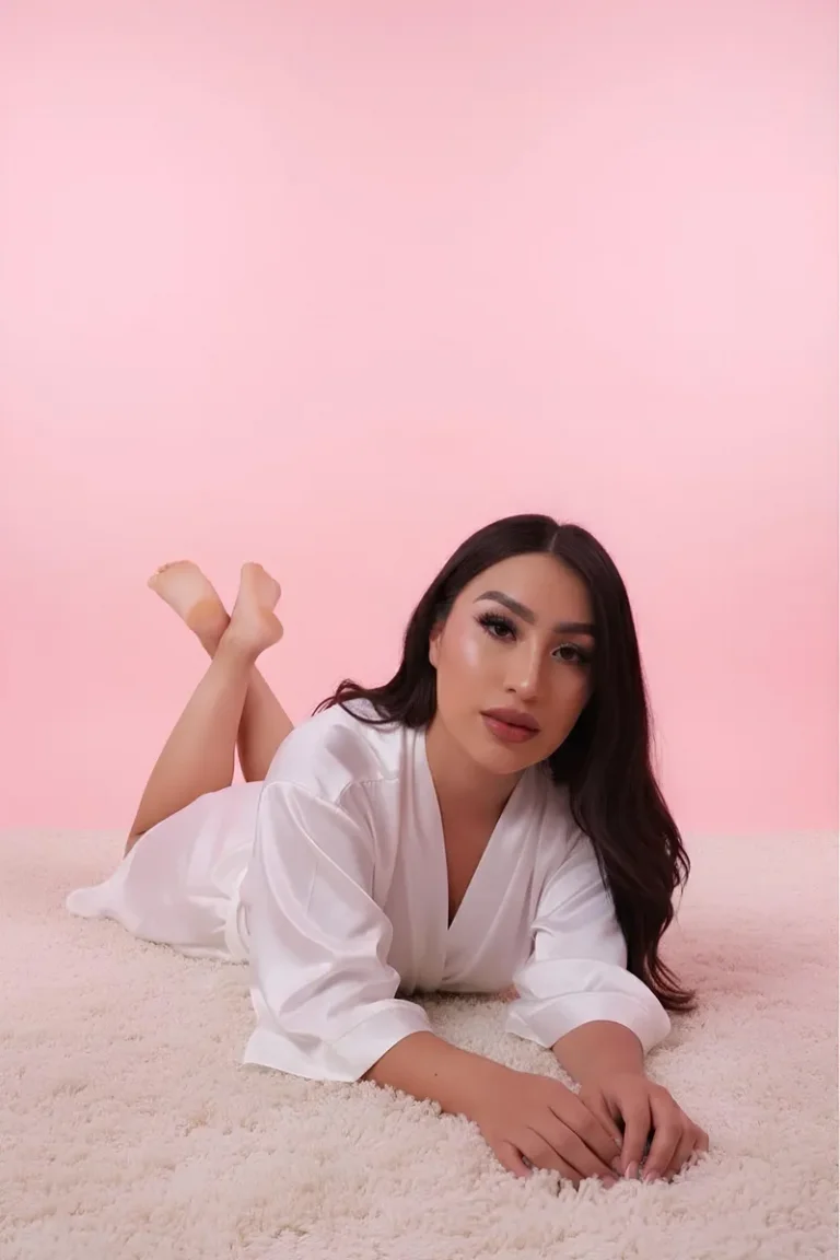 Laine main photo